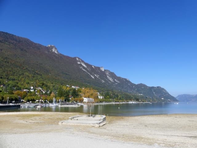 Plage du Lido au lac du Bourget